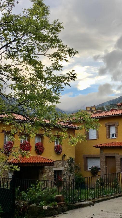Guijo de Santa Bárbara Casa Rural Sierra De Tormantos المظهر الخارجي الصورة